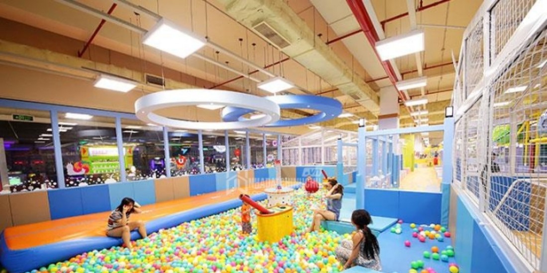 VINCOM CENTER LONG BIÊN